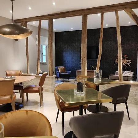 Le Lavoir Des Capucins سانت-مينهول