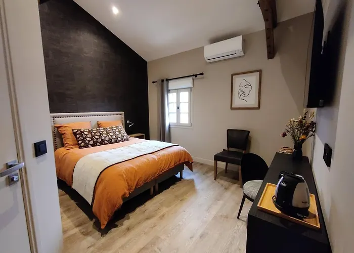 Le Lavoir Des Capucins 3*